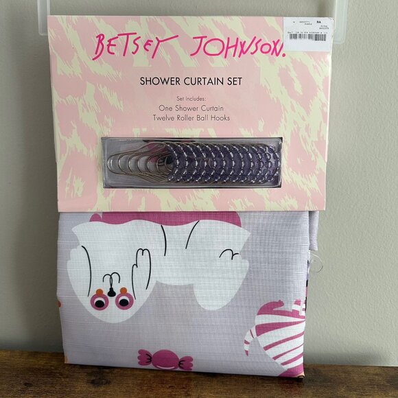 New Betsey Johnson Purple Ghost Dogs Mummy Cute Fabric Shower Curtain Set Hooks - Picture 1 of 3